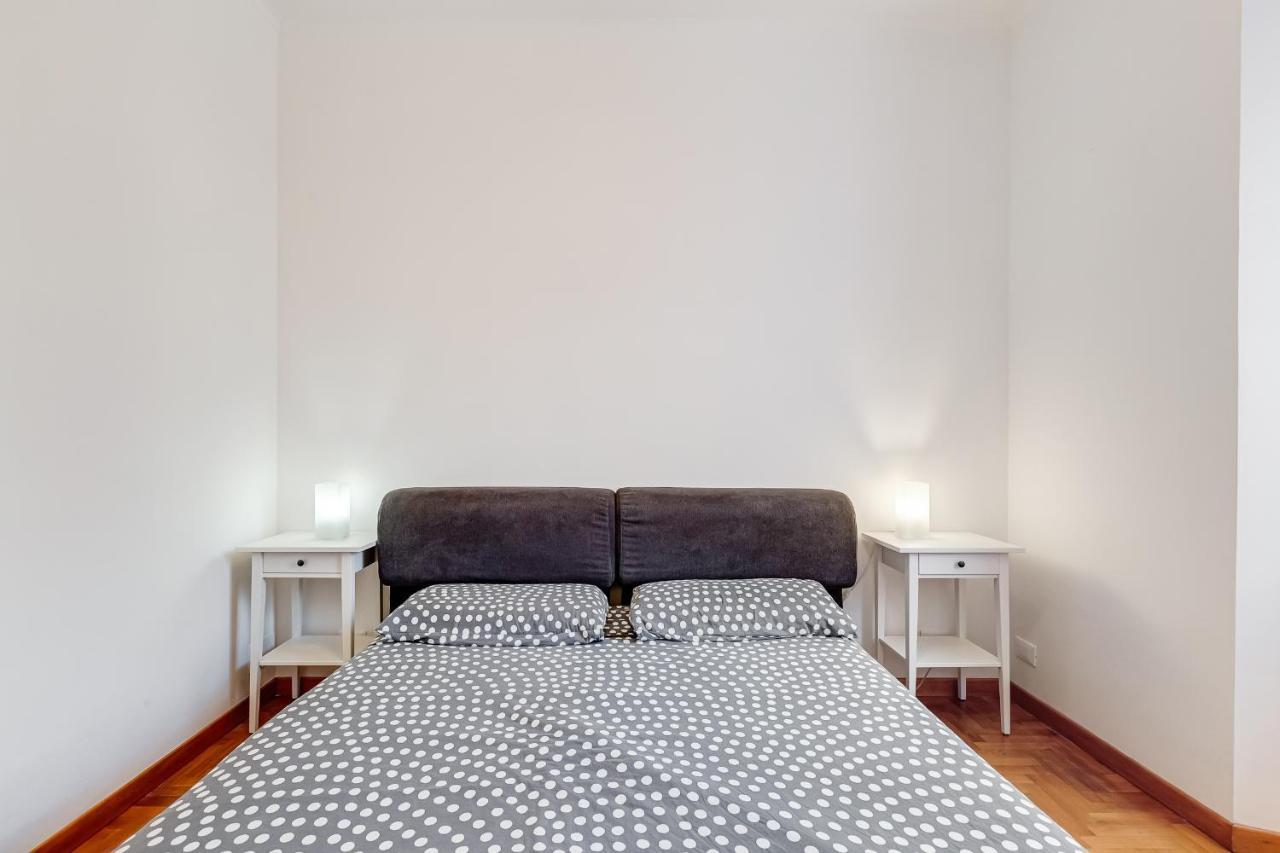 Am House Colosseo Рим Екстериор снимка